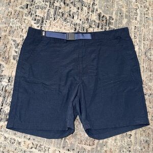 REI Men's hiking shorts Navy Shorts with Belt Large